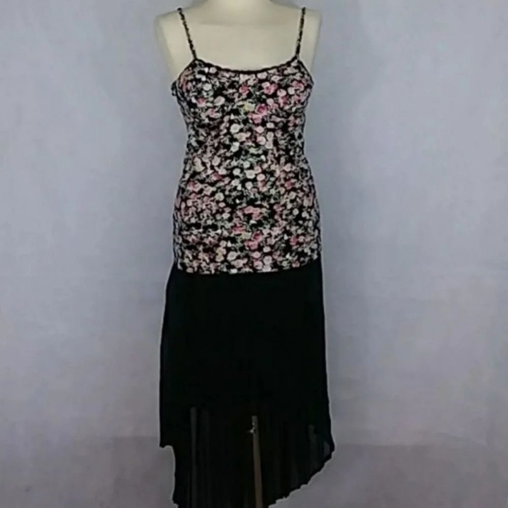 NWT large tank top & hi lo skirt outfit